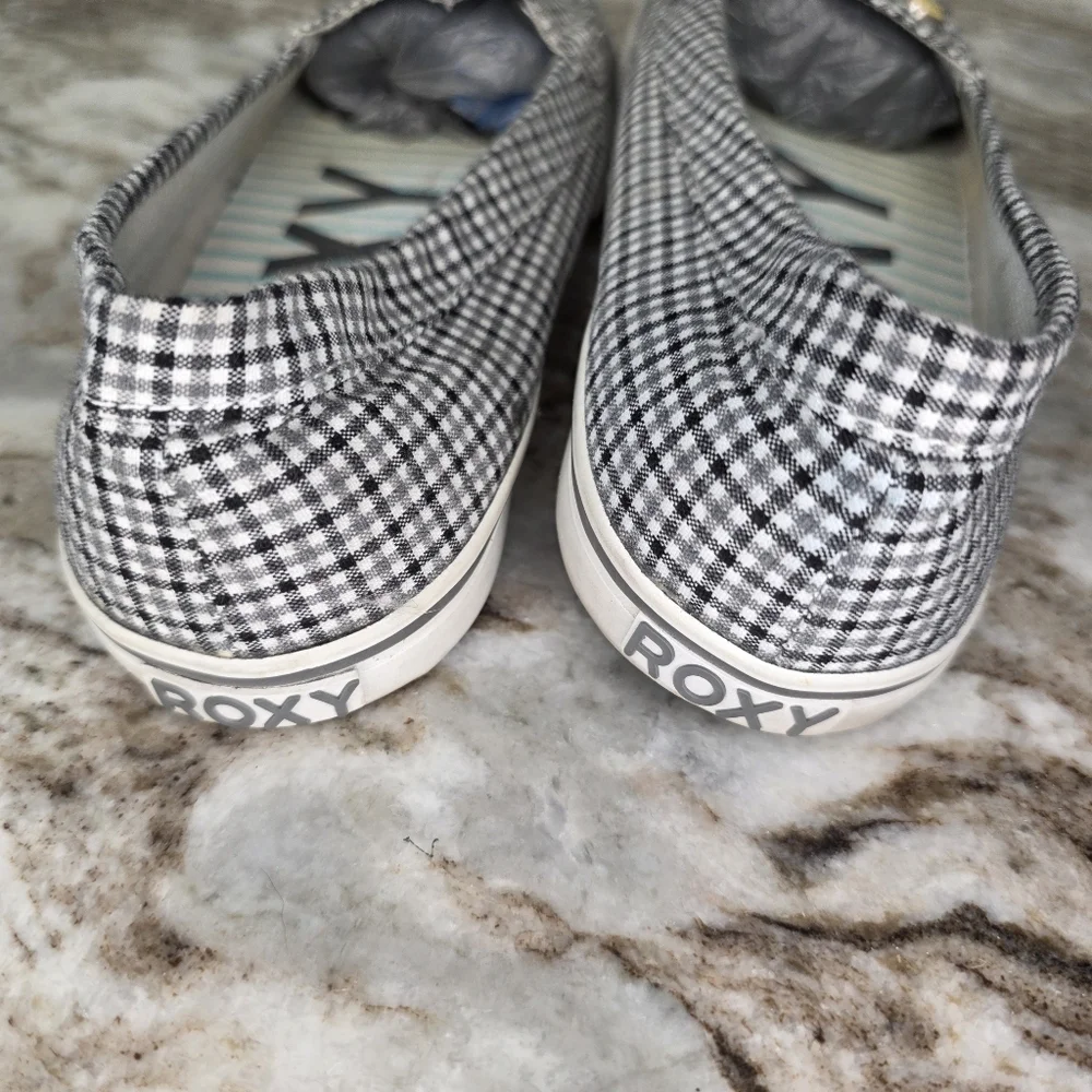 Roxy Minnow VII Slip-On Shoes Gingham Women's Size 6